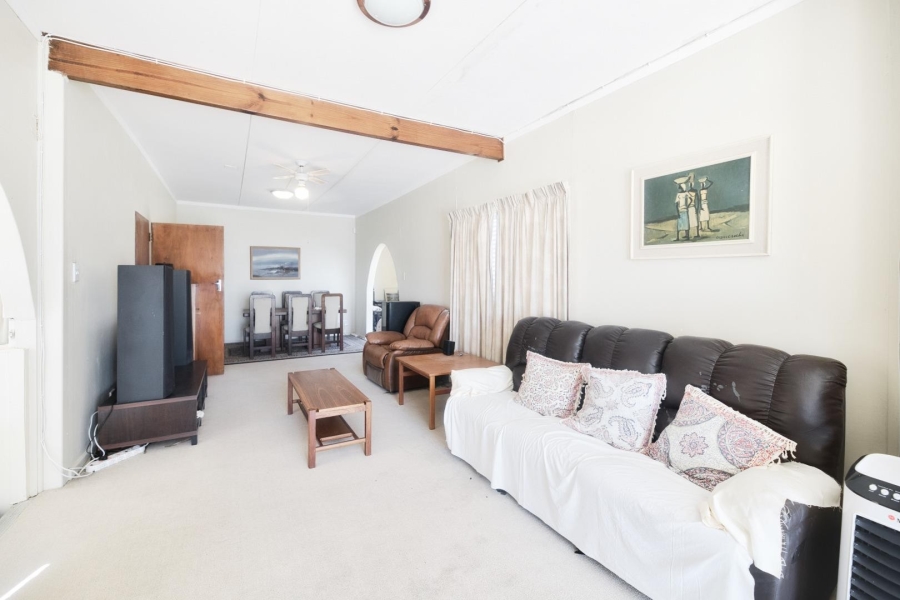 5 Bedroom Property for Sale in De Kelders Western Cape